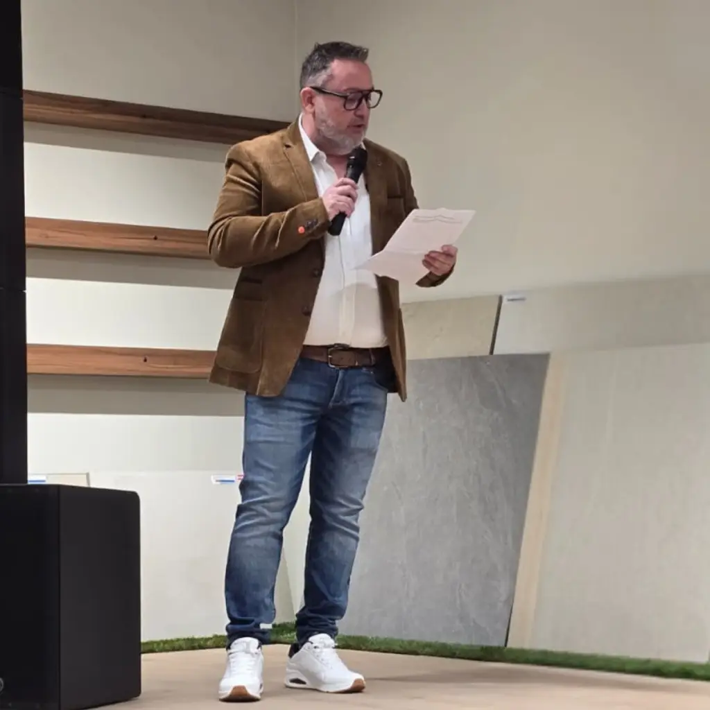 Laurent Riffard intervient lors du Jeudi du Sud de Montélimar Sud Développement chez Guiraud Espace Aubade à Montélimar.